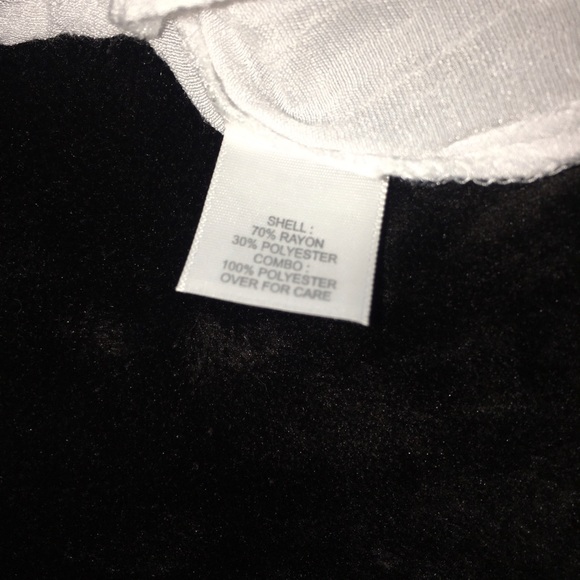 🍁SALE🍁Relativity White Top XL - Picture 5 of 6